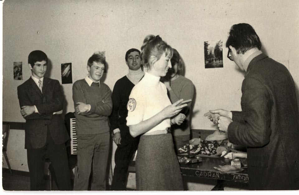 kdo kje kdaj st. 153