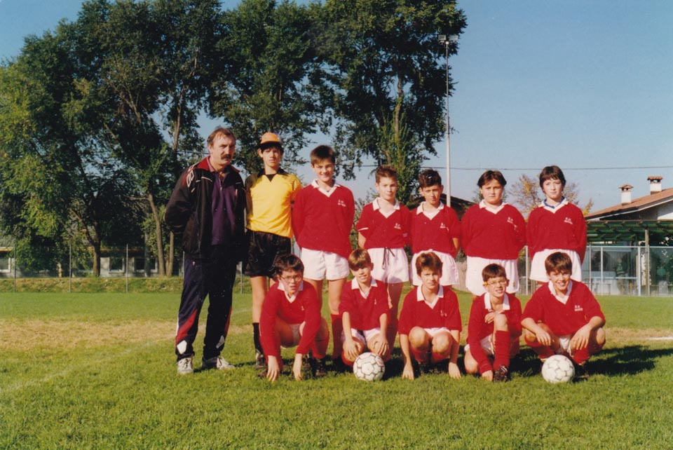 kdo kje kdaj 180