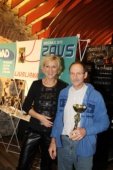 1511tekRuzzier_Lj.grad