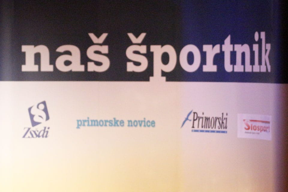 079-NasSportnik2014