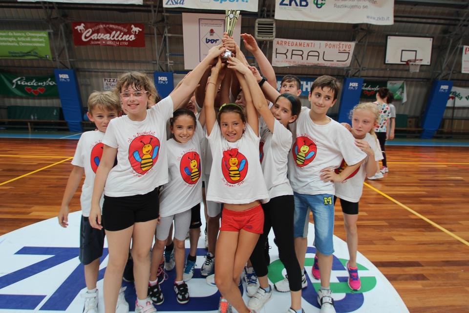 Trst, Stadion 1. maj - šolski šport