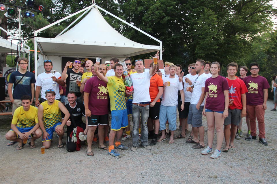 Padriče (Trst) - nogomet, odbojka; organizator Luna Puhna