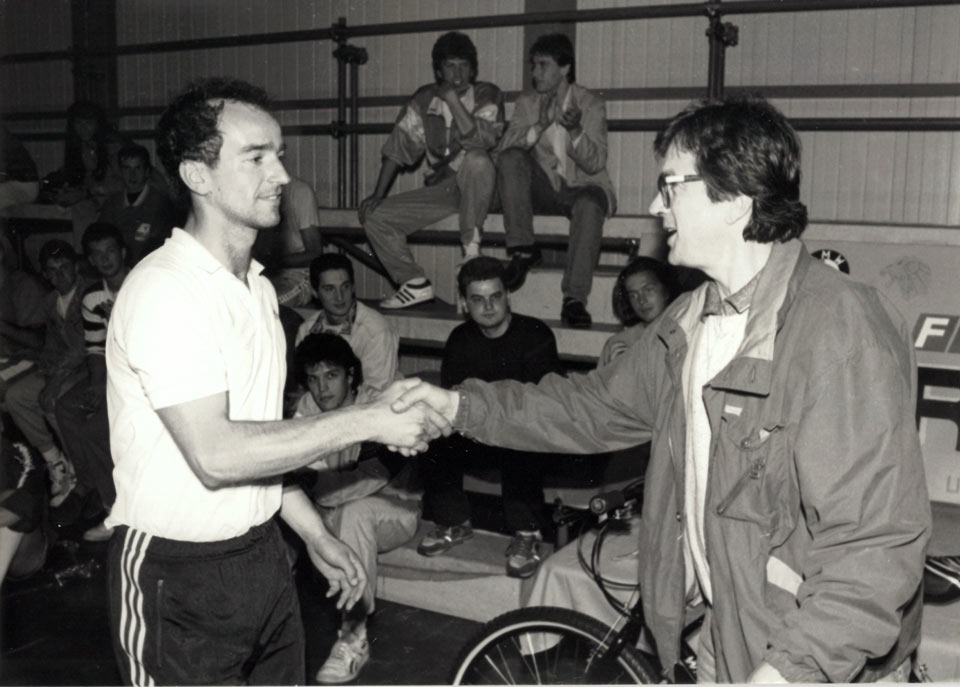 Race Andrej
Tri točke
1990