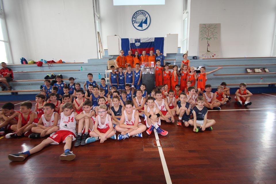 Trofeja ZSŠDI minibasket