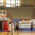 Košarka članske lige : Jadran - Dinamo GO