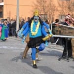 Pustni sprevod: ogromno ljudi (in športnikov) tudi v Sovodnjah