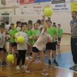 VolleyMania: kar 25 ekip v dolinski telovadnici