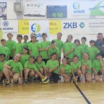 VolleyMania: kar 25 ekip v dolinski telovadnici