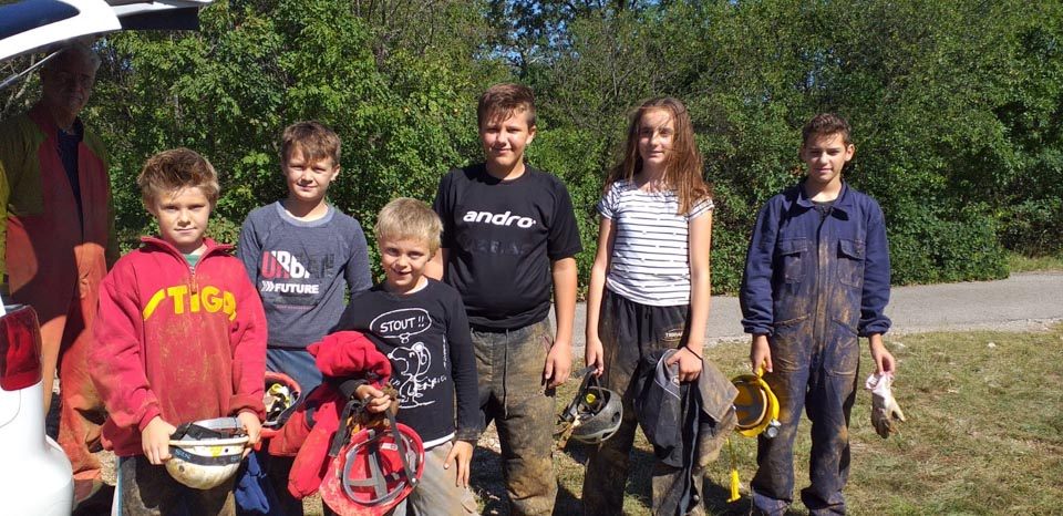 Krasovi pingpongaši kot jamarji