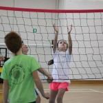 VolleyManià: na prvem turnirju v Dolini 74 učencev in učenk
