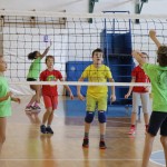 VolleyManià: na prvem turnirju v Dolini 74 učencev in učenk