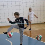 VolleyManià: na prvem turnirju v Dolini 74 učencev in učenk