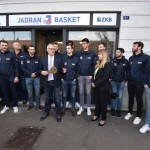 Sport - KOSARKA - JADRAN - odprtje novega sedeza Jadrana pri starem bankomatu pri banki ZKB na Opcinah