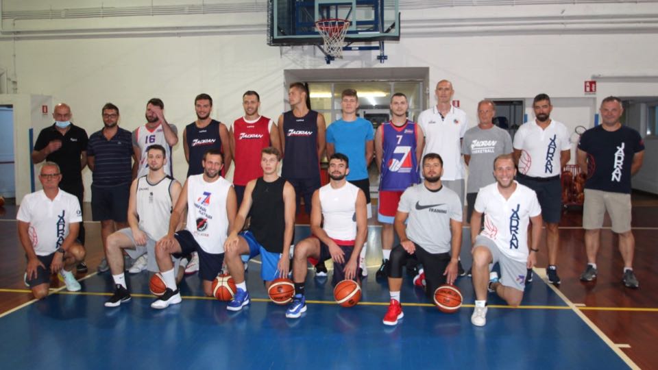 Brisciki (Trst) - košarka, AŠZ Jadran