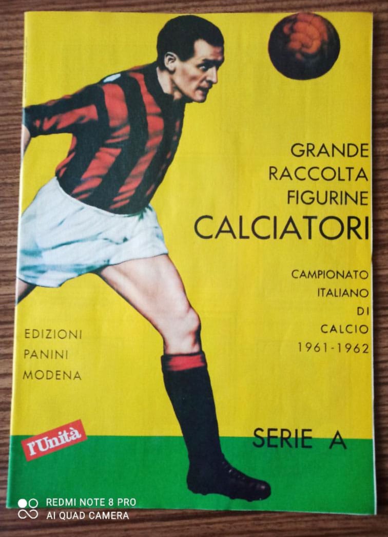 3 - Niels Liedholm med udarcem z glavo. To je bila naslovna stran prvega albuma Panini