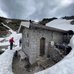 Jôf di Miezengot (Poldnašnja špica) 2.087m