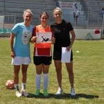 Prvoligašici Kaja Eržen in Dominika Čonč na obisku pri NK Kr