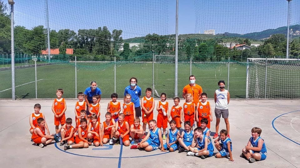Trofeja ZSŠDI minibakset