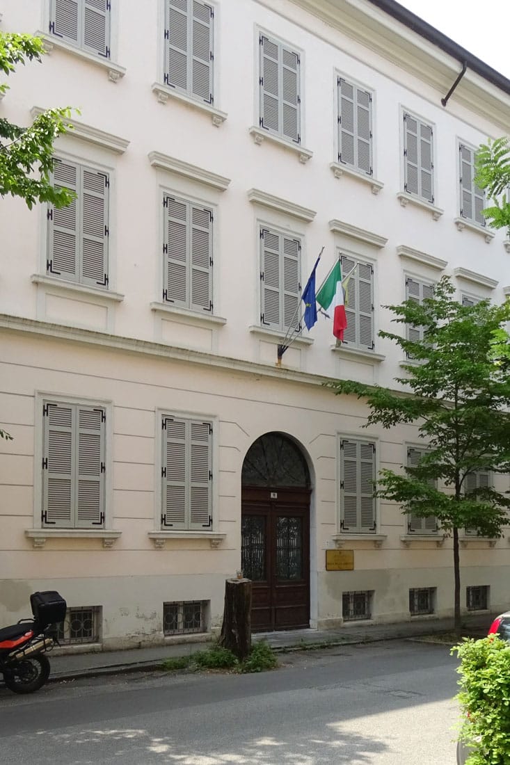 Foto 8 - Nekdanja nižja srednja šola. Danes se na tem mestu v ul. Randaccio 10 nahaja italijanski znanstveni licej Duca degli Abruzzi.