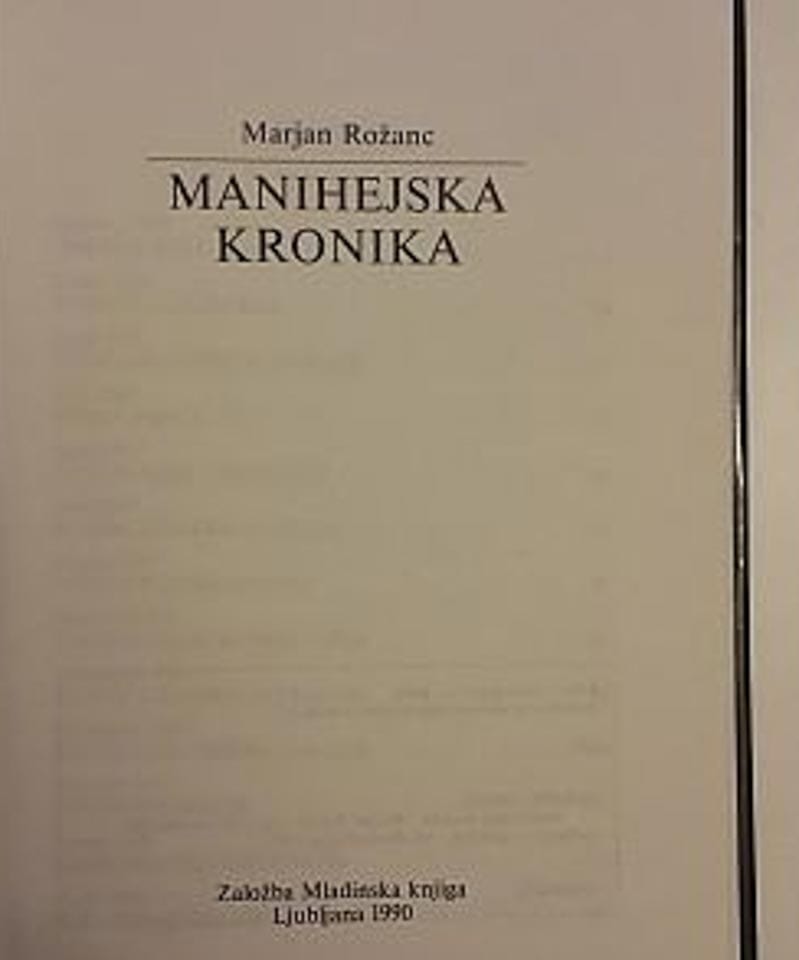 FOTO 3
V tej knjigi je M. Rožanc razpredal o pomembnosti nogometa.
Odreži