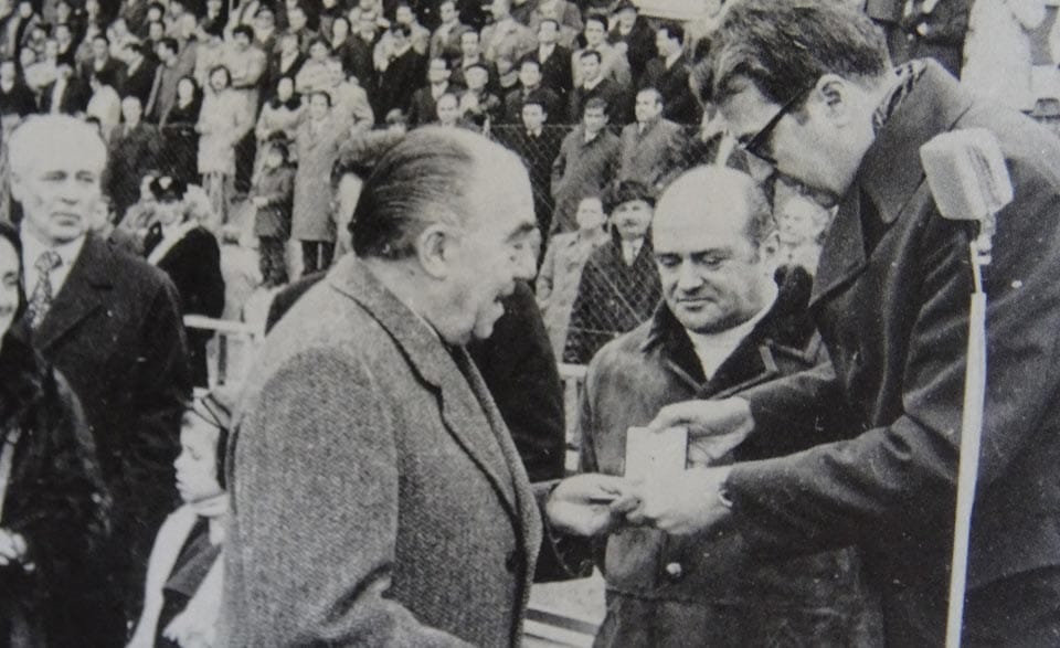 FOTO 5 Aldo Tacchini nagrajen ob otvoritvi novega stadiona na Rojcah(Campagnuzza)