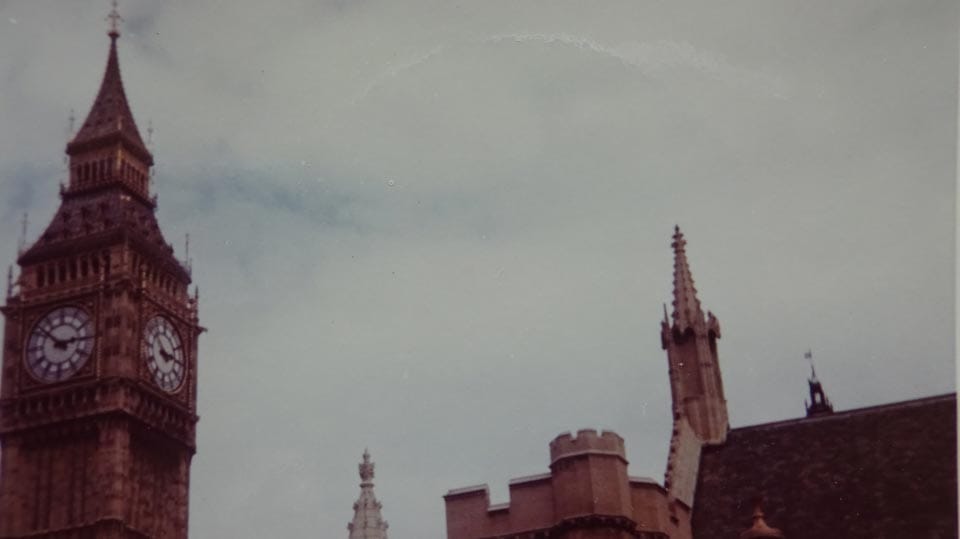 foto 6
Westminster
Tako sem slikal Westminstrski zvonik, sedež angleškega parlament