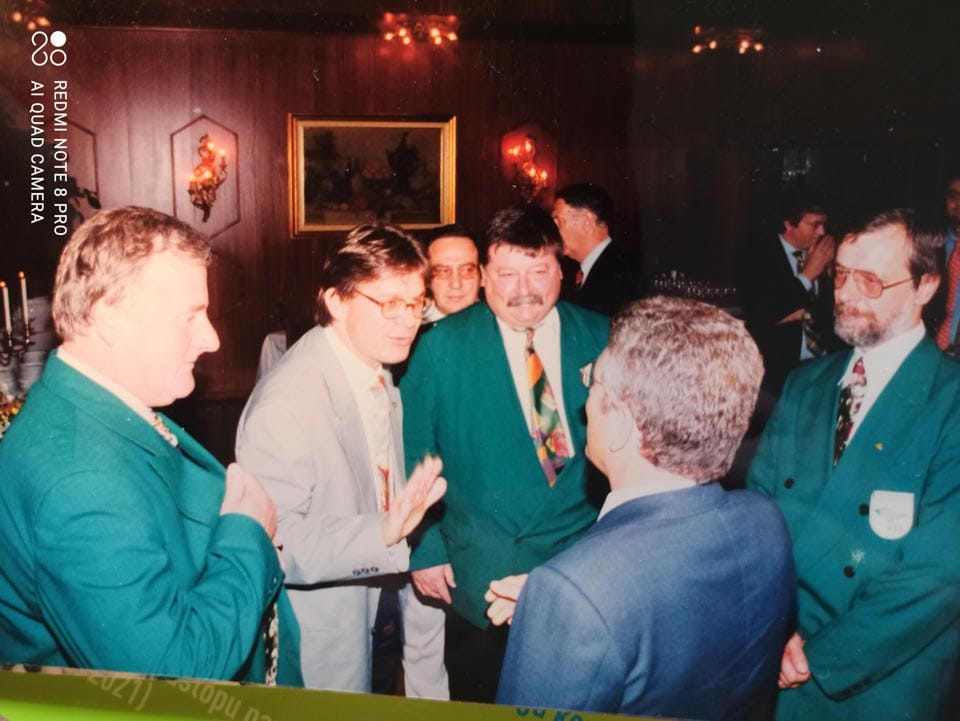 Foto 14 Srečanje slovenske in italijanske delegacije pred tekmo Italija Slovenija v Vidmu l.1995