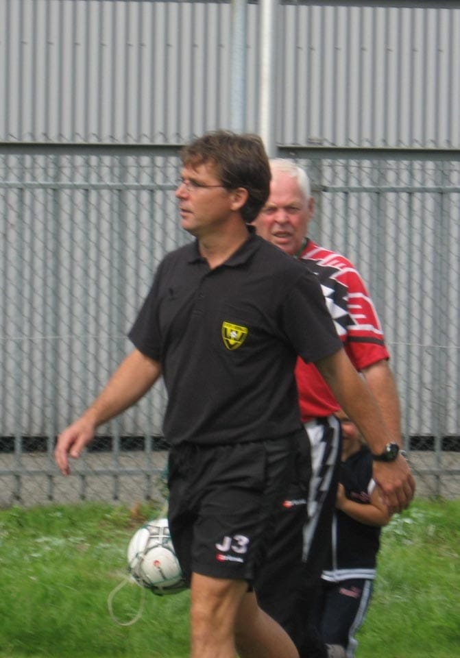 Foto 4
Prvi obisk na Nizozemskem, kraj Venlo leta 2005. Roger Bongaerts, vodja nogometne šole.