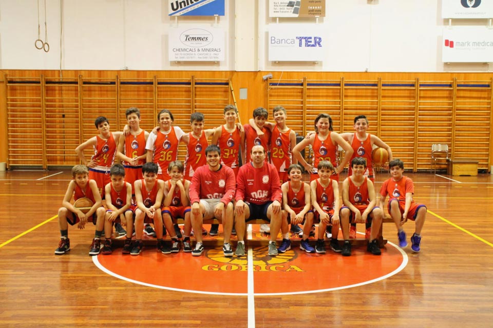 Under 12 Dom