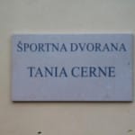 Poimenovanje telovadnice po Tanji Černe