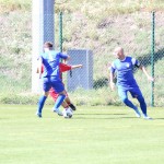 Nogomet ,promocijska liga : Primorec - Lavarian