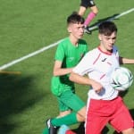 Nogomet u 17 : Primorje - Zarja Breg