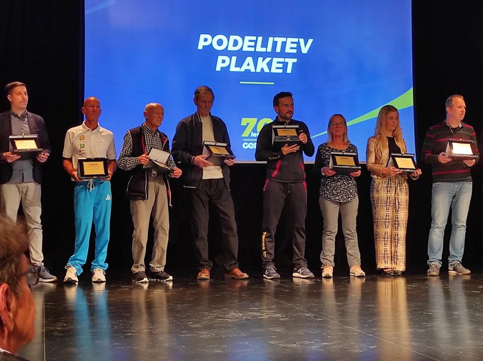 Priznanje AŠK Kras ob 70-letnici NTK Nova Gorica