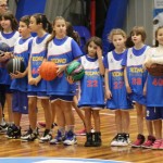 Božičnica KKBOR : Koši pod jelko