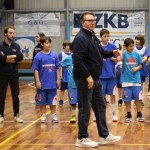 Božičnica KKBOR : Koši pod jelko