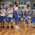 Božičnica KKBOR : Koši pod jelko