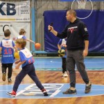 Božičnica KKBOR : Koši pod jelko