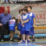 Božičnica KKBOR : Koši pod jelko