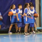 Božičnica KKBOR : Koši pod jelko