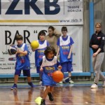 Božičnica KKBOR : Koši pod jelko