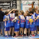 Božičnica KKBOR : Koši pod jelko