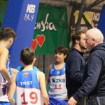 Božičnica KKBOR : Koši pod jelko