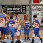 Božičnica KKBOR : Koši pod jelko