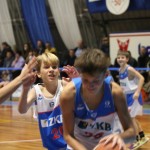 Božičnica KKBOR : Koši pod jelko