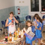 Božičnica KKBOR : Koši pod jelko