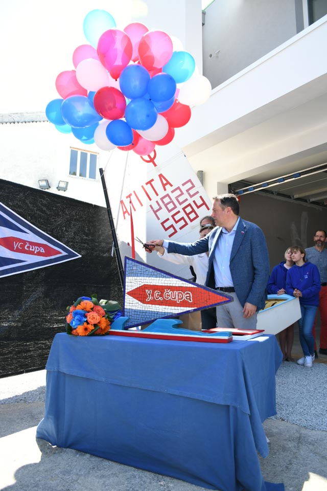 Sesljan: uradno odprtje novega sedeža JK Čupa z ministrom Arč