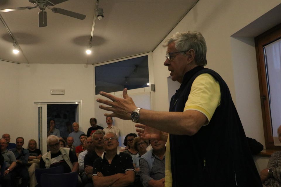 košarkarska komisija Met na koš