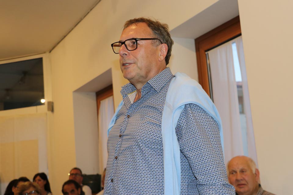 košarkarska komisija Met na koš