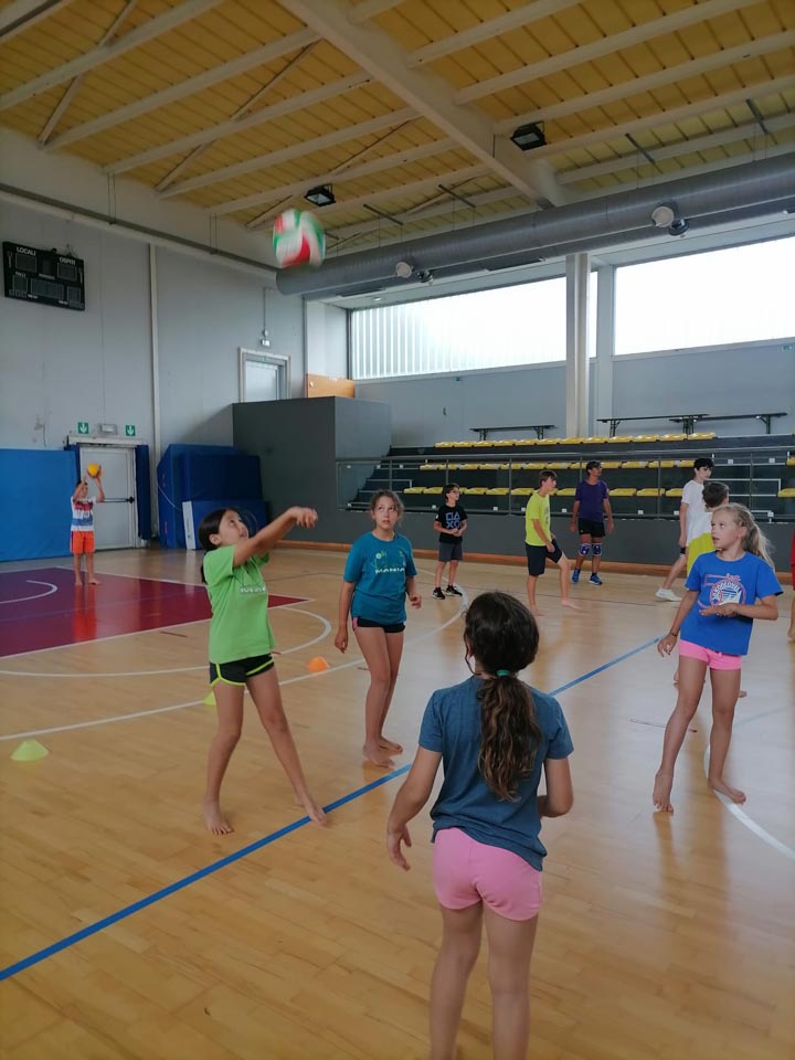 Nabrežina: Športni kamp Volley Manià
