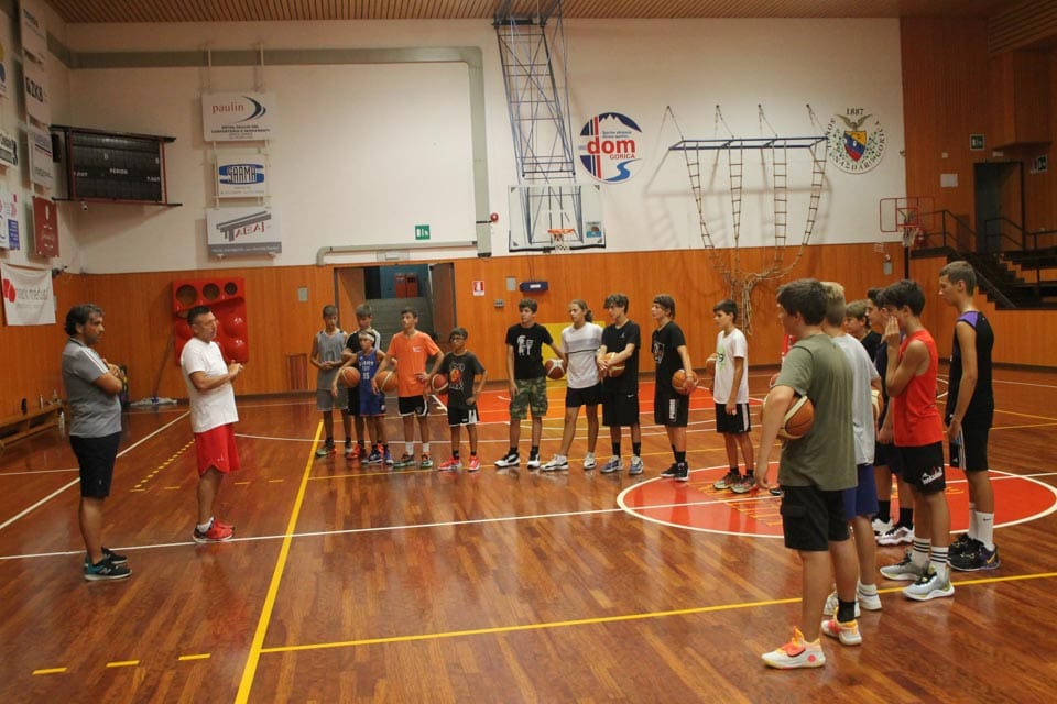 Mladi domovci (under 14) začeli priprave